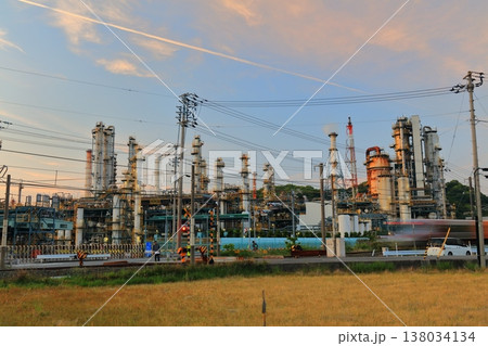 【愛媛県】太陽石油コンビナートの夕景 138034134