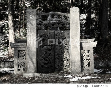 福島県白河市・新地山羽黒神社の見事な石柵 福島県白河市・新地山羽黒神社の見事な石柵 138034620