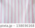 ピンクのストライプ布地 138036168