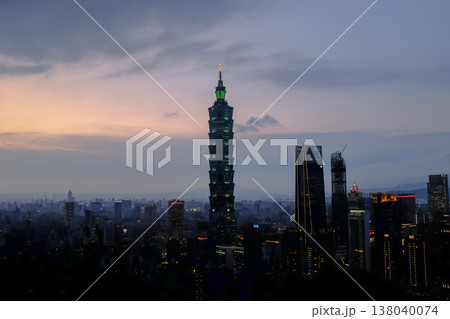 Aerial view of skyline of Taipei city with Taipei 101 Skyscraper at sunset from Xiangshan Elephant Mountain. Beautiful landscape and cityscape of Taipei downtown buildings and architecture in the city 138040074