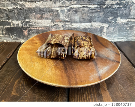 もち米を竹皮で包んだ蒸し料理。 138040737