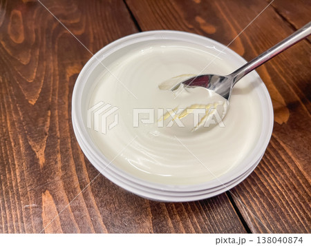そのまま食べても美味しいクリームチーズ。チーズケーキで使われる食材。 138040874