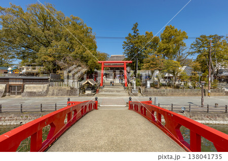 熊本県人吉市にある国宝、青井阿蘇神社　洪水被害から復興を遂げている 138041735
