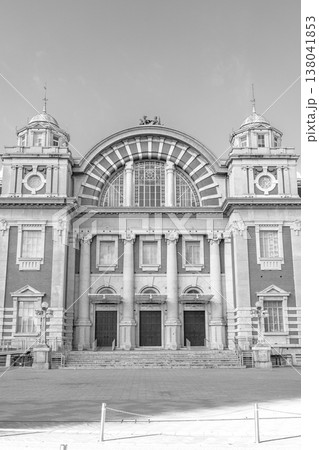 大阪市中央公会堂（ネオ・ルネッサンス様式）　大阪レトロビルめぐり　新聞、雑誌用 138041853