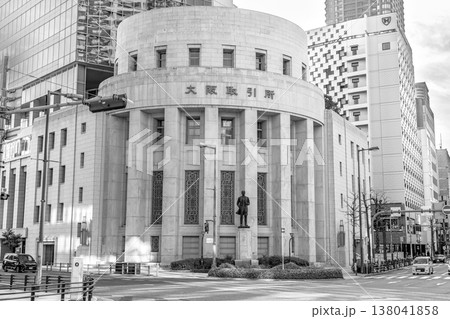大阪取引所（旧市場館）　大阪レトロビルめぐり　新聞、雑誌用 138041858