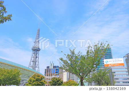 愛知県名古屋市、名古屋テレビ塔と水の宇宙船の風景 愛知県名古屋市、名古屋テレビ塔と水の宇宙船の風景 138042169