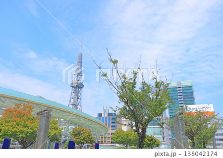 愛知県名古屋市、名古屋テレビ塔と水の宇宙船の風景 愛知県名古屋市、名古屋テレビ塔と水の宇宙船の風景 138042174