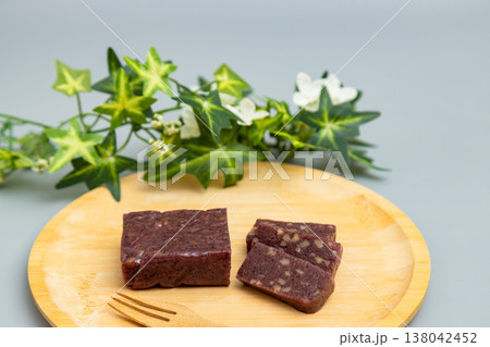 韓国の有名な餅菓子　韓国の郷土菓子 138042452