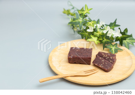 韓国の有名な餅菓子 韓国の郷土菓子 韓国の有名な餅菓子 韓国の郷土菓子 138042460