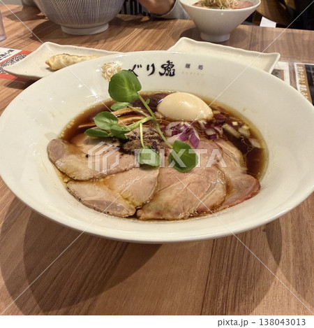 ぐり虎 大阪なんばスカイオ店　醤油そば 138043013