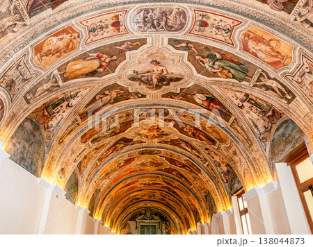 Interiors of San Lorenzo Maggiore church, Naples, Italy 138044873