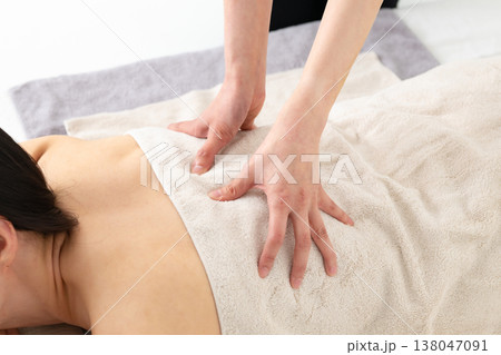 女性のエステイメージ 138047091
