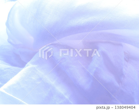 背景素材 清潔感のある淡い青色のコットン 横 他色有り 138049404