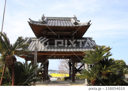 古賀市筵内の医王寺 古賀市筵内の医王寺 138054010