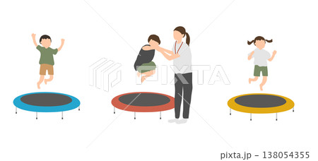 トランポリンで遊ぶ子どもたち	 138054355