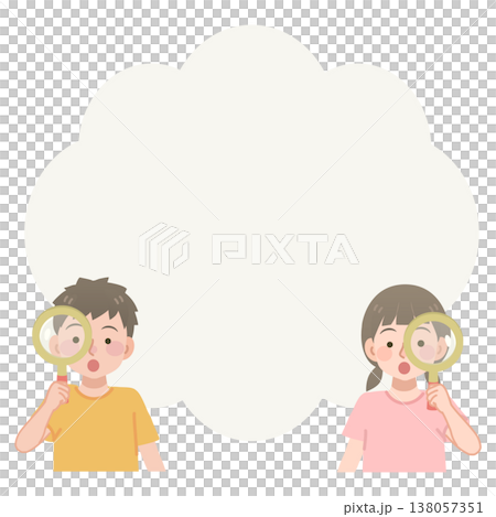 一個男孩和一個女孩正在用放大鏡觀察 一個男孩和一個女孩正在用放大鏡觀察 138057351