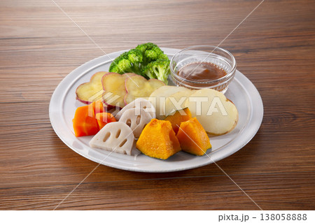 蒸し野菜の皿盛り 蒸し野菜の皿盛り 138058888