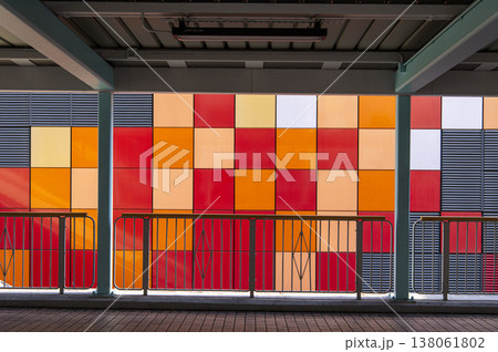 夕暮れ時の旺角 138061802