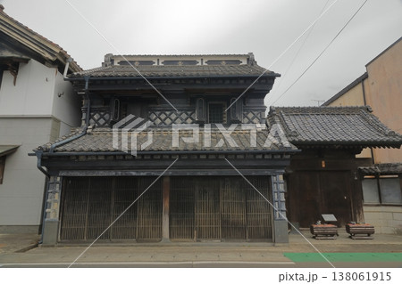 村田蔵の町並みの古い商家の佇まい 村田蔵の町並みの古い商家の佇まい 138061915