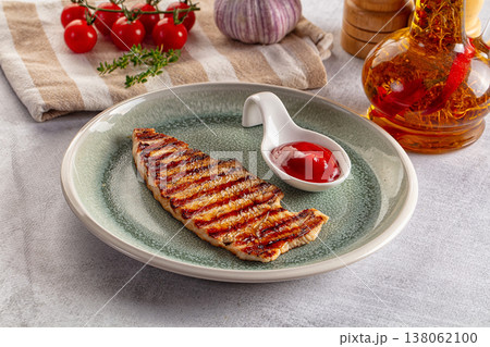 Grilled turkey breast fillet strak 138062100