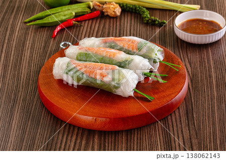 Vietnamese spring roll with prawn Vietnamese spring roll with prawn 138062143