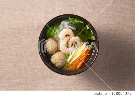 具沢山の生姜スープ 138064375