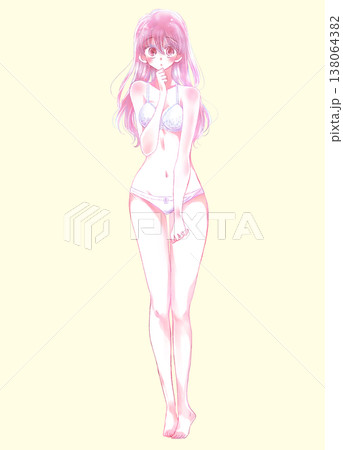 恥ずかしそうな下着姿の女性 138064382