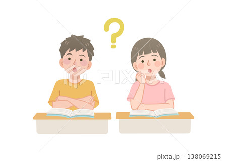教室の机で考える男の子と女の子 138069215