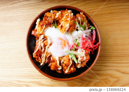 唐揚げ丼 唐揚げ丼 138069224
