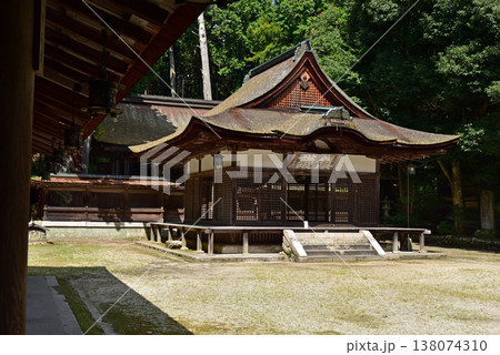 甲賀の油日神社 138074310