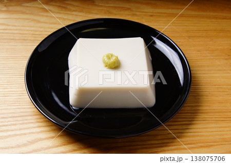 おいしいごま豆腐 おいしいごま豆腐 138075706