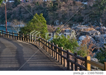 【美濃田の淵】吉野川(徳島県東みよし町) 【美濃田の淵】吉野川(徳島県東みよし町) 138076080