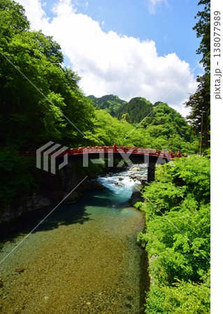 日光二荒山神社 神橋 　夏景 138077989