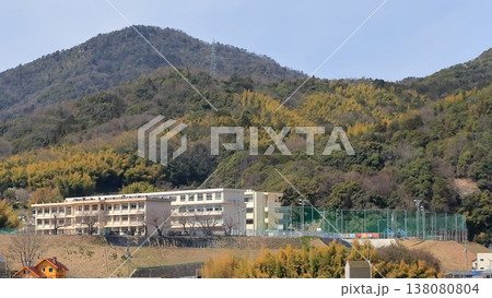 武田山と広島市立祇園中学校（広島市安佐南区） 138080804