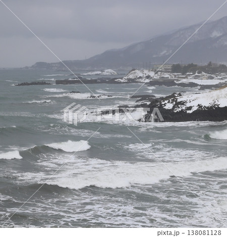 冬の日本海 冬の日本海 138081128