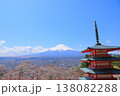 山梨県 新倉山浅間神社 忠霊塔 富士山と桜 2025 春 138082288