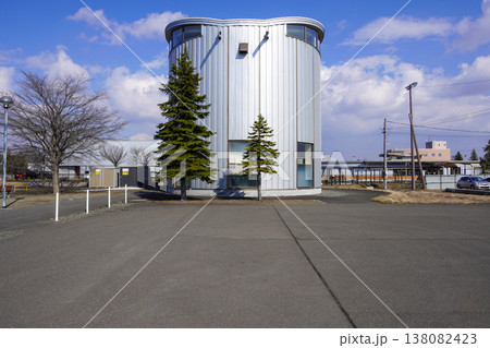 栗山駅西口（室蘭本線・JR北海道） 138082423