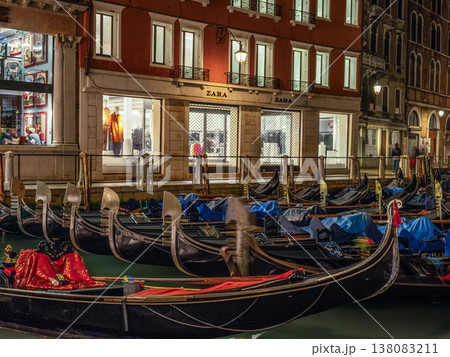 Landscape with Rialto Bridge and gondola Grand Canal in Venice, Italy, Europe. Landscape with Rialto Bridge and gondola Grand Canal in Venice, Italy, Europe. 138083211