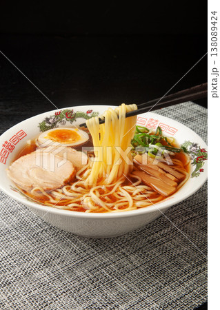 醤油ラーメン 醤油ラーメン 138089424