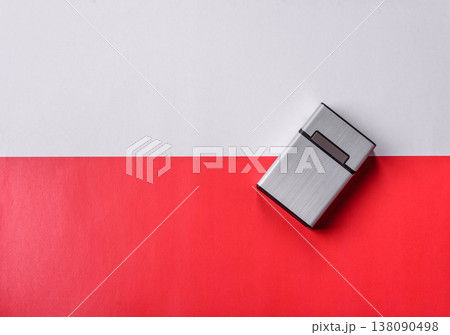 Metal cigarette box, harmful habits, nicotine use and the risk of cancer. Cigarette box Metal cigarette box, harmful habits, nicotine use and the risk of cancer. Cigarette box 138090498