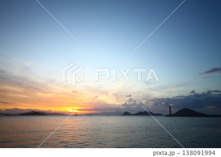 Seaside town of Turgutreis and spectacular sunsets.  138091994