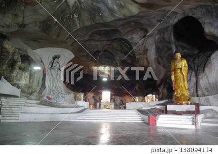 マレーシア イポー ペラトン洞窟寺院 マレーシア イポー ペラトン洞窟寺院 138094114