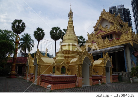 マレーシア　ペナン島　ダーミカラマ ビルマ寺院 138094519
