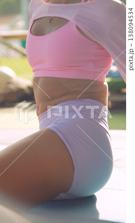 Intensive regimen targeting abdominal muscles and alignment precision 138094534