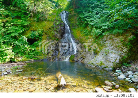 医王山の三蛇ヶ滝 138095103