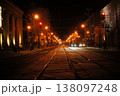 夜の函館路面電車の線路 138097248