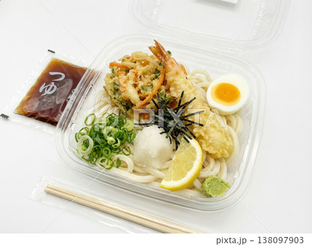 コンビニ弁当(天ぷらうどん弁当) コンビニ弁当(天ぷらうどん弁当) 138097903