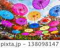 群馬 宝徳寺　空に浮かぶ和傘と紅葉 138098147