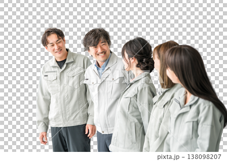 製造、建築、運輸和建築業的男女員工穿著工作服。 138098207
