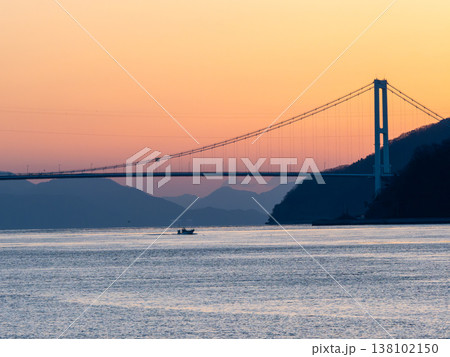 朝の安芸灘大橋 朝の安芸灘大橋 138102150